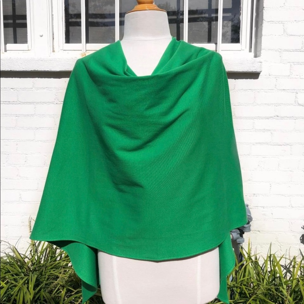 New with tags Knit Topper